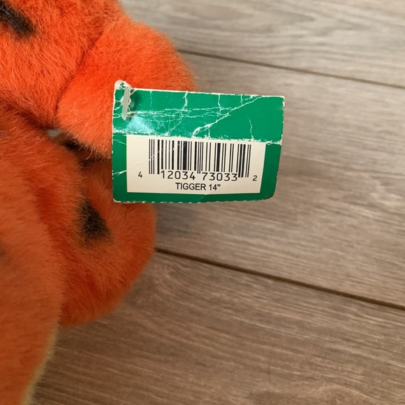 NOSWT The Disney Store Tigger Plush Stuffed Animal - Picture 11 of 11